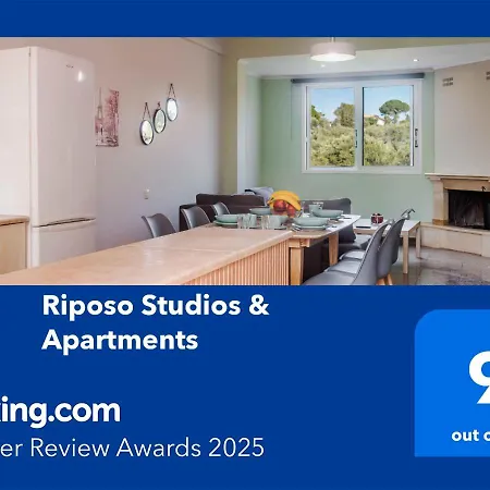 Riposo & 3* Kávos
