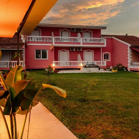 Aparthotel Riposo & 4*